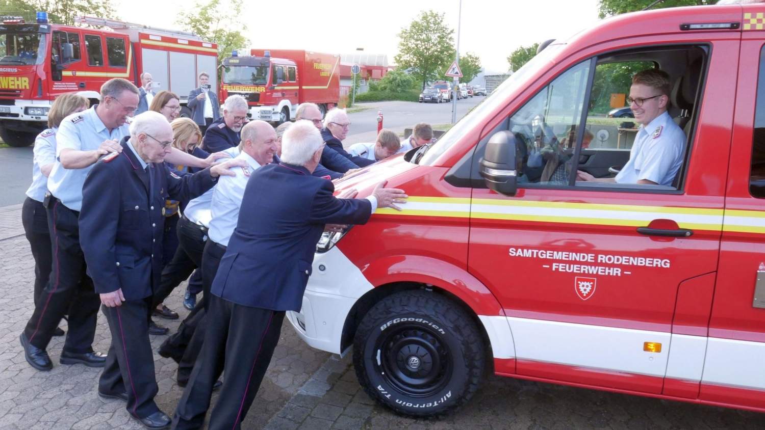JISADER Holz Kaffeebohnenschale - Dosierbecher Für Kaffee & Tee 10x8cm