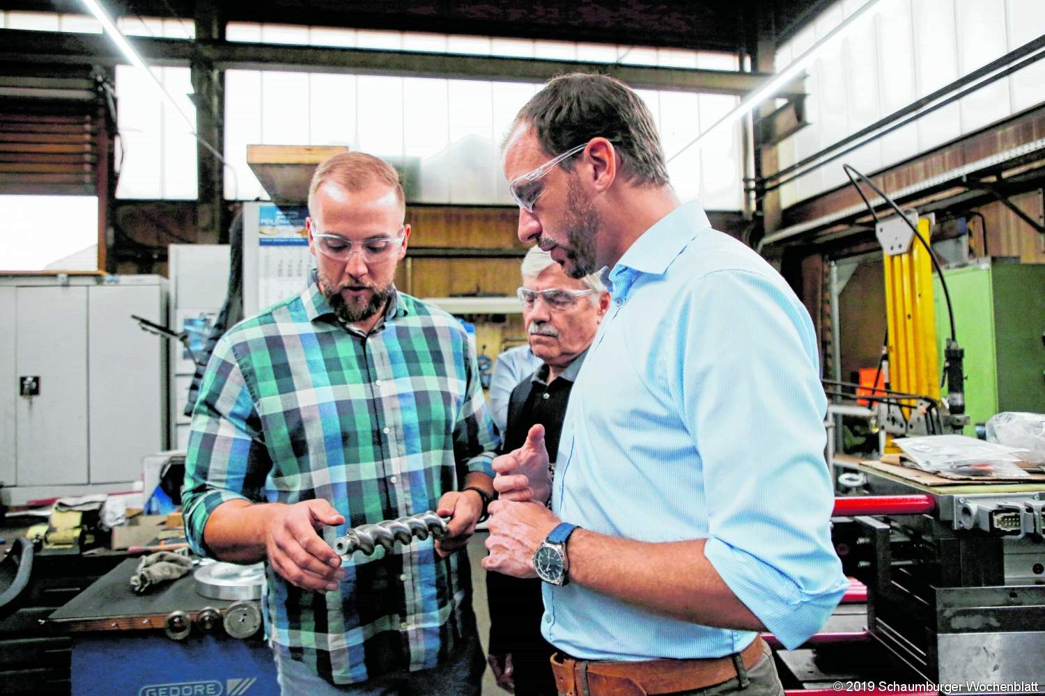 Schaumburger Wochenblatt » Zwischen dem Spritzguss und der Autoklavenfertigung - CDU ...