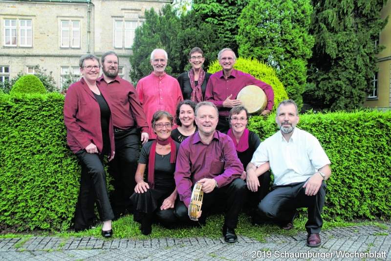 Das Vokalensemble zu Gast in Bergkirchen.  Vokalensemble Raggio die Sol gibt ein Konzert  BERGKIRCHEN (gi). Am 24. August, um 18 Uhr gibt das Vokalensemble Raggio die Sol ('Sonnenstrahl') in der St. Katharinen Kirche in Bergkirchen ein Konzert. Es legt se